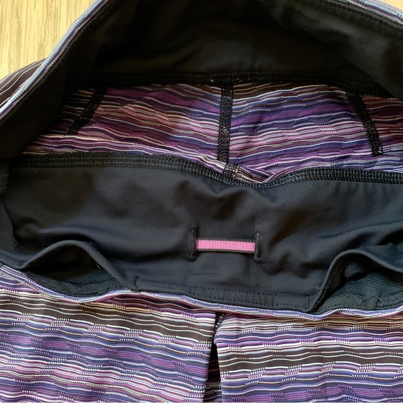 Lululemon Pace Rival Crop
Space Dye Twist Ultra Violet Multi / Naval Blue - Picture 8 of 9